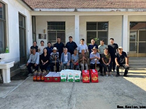 践行企业担当 助力乡村振兴——山东荣翔工程咨询有限公司赴黄前镇户家庄村开展走访慰问活动